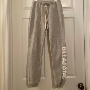 BILLABONG - like new sweatpants!!